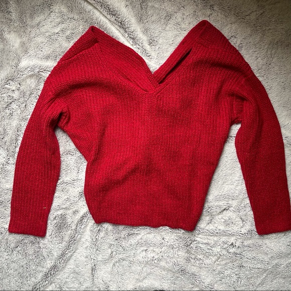 Back Twist Bright Merry Red V Neck Sweater - Picture 3 of 13